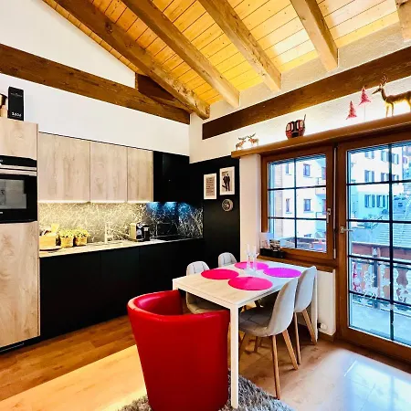 Renovated Flat In Center Of The Village *